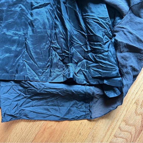 SALE - H&M black silk and satin dress - Picture 6 of 10